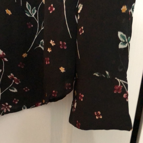 Ladies button down sheer top - Picture 5 of 6